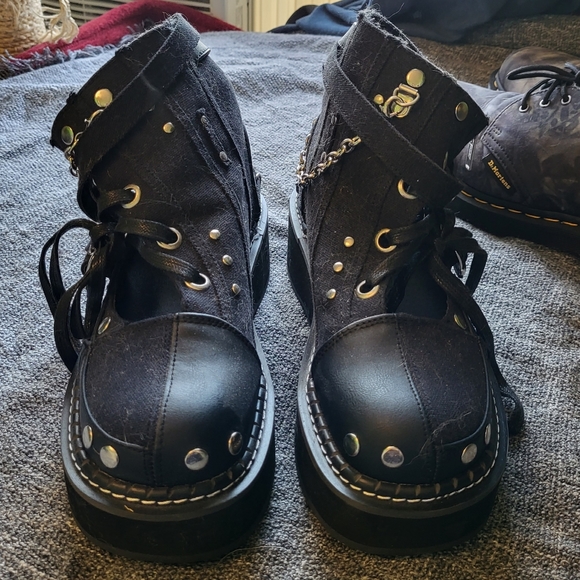 Demonia Size 8 Emily 317 - Picture 2 of 5